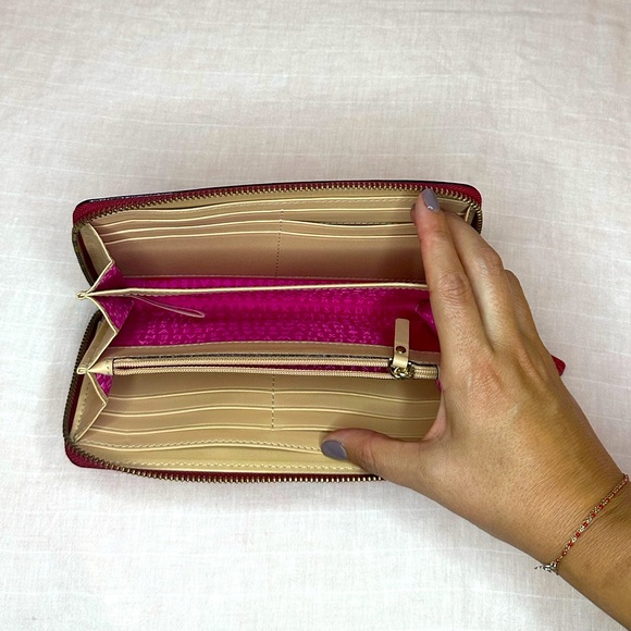87% off! Never Used! Kate Spade Morgan Large accordion full zip wallet - Picture 5 of 7